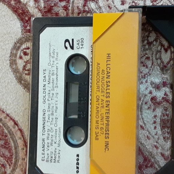 Eleanor Townsend gold days cassette tape music - Picture 3 of 5